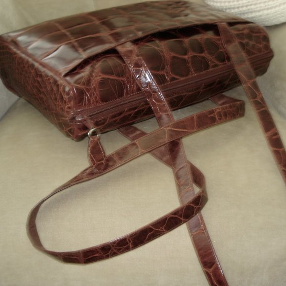 VTG Auth. TITTI DELL' ACQUA by MAXIMA Genuine Alligator Satchel Bag - Picture 5 of 8